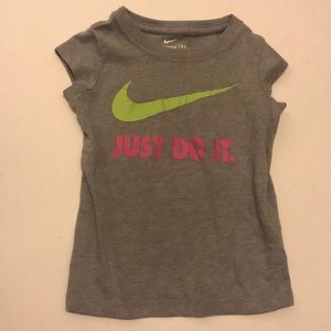2T toddler girl Nike shirt